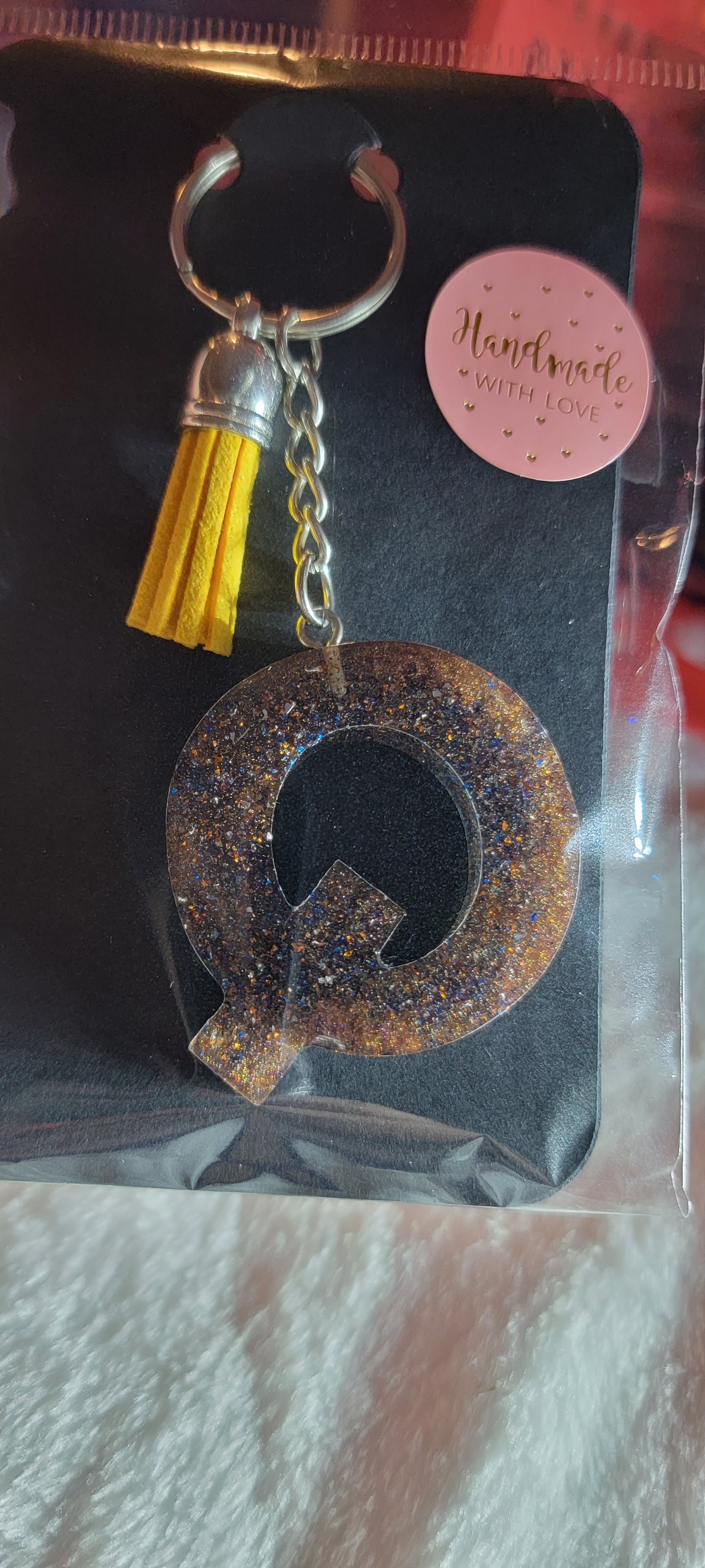 Letter Keychain "Q"